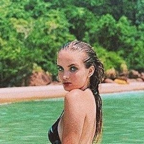 Naakte gelekte OnlyFans-foto van Giovanna Chaves