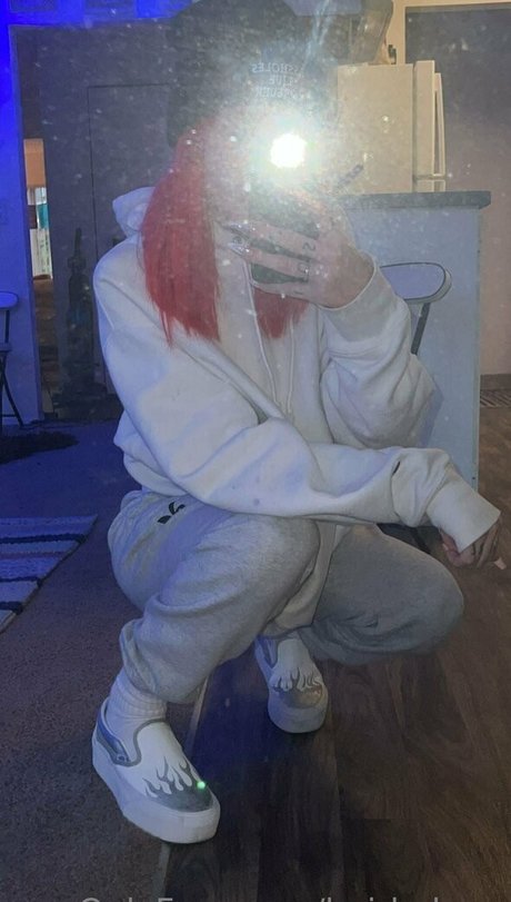 Naakte gelekte OnlyFans-foto van Hairbyharleyy