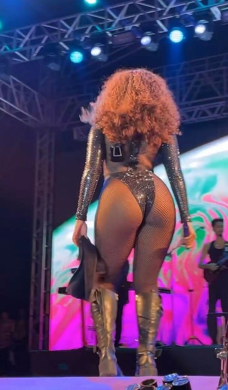 Iza Cantora