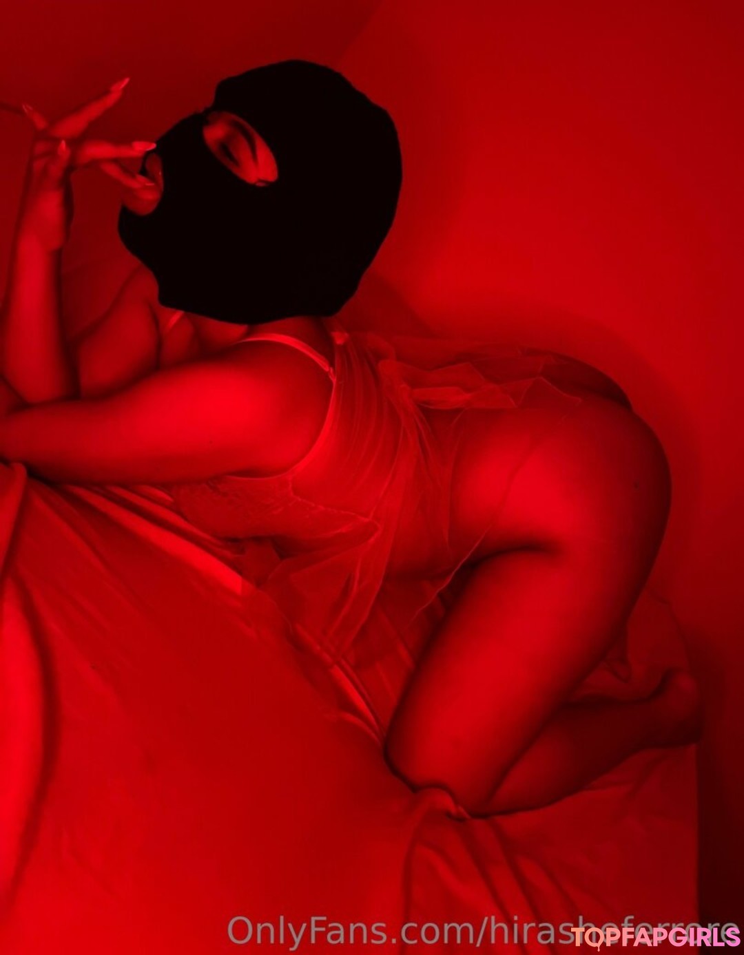 Naakte gelekte OnlyFans-foto van Infernadeliciouscurves #9 Naakte gelekte OnlyFans-foto van Infernadeliciouscurves #9