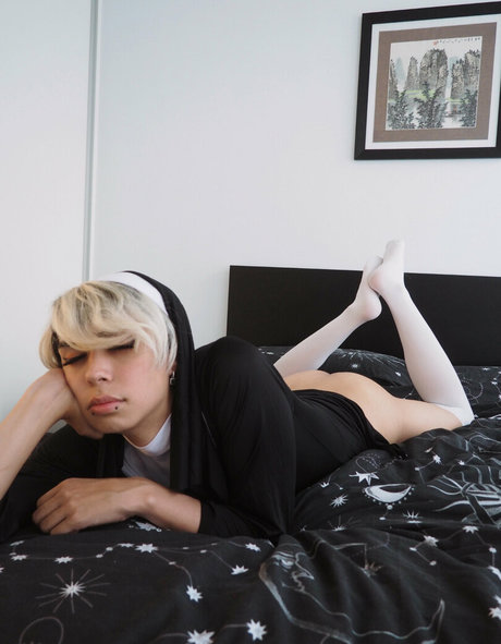 Naakte gelekte OnlyFans-foto van Ticktimespirit