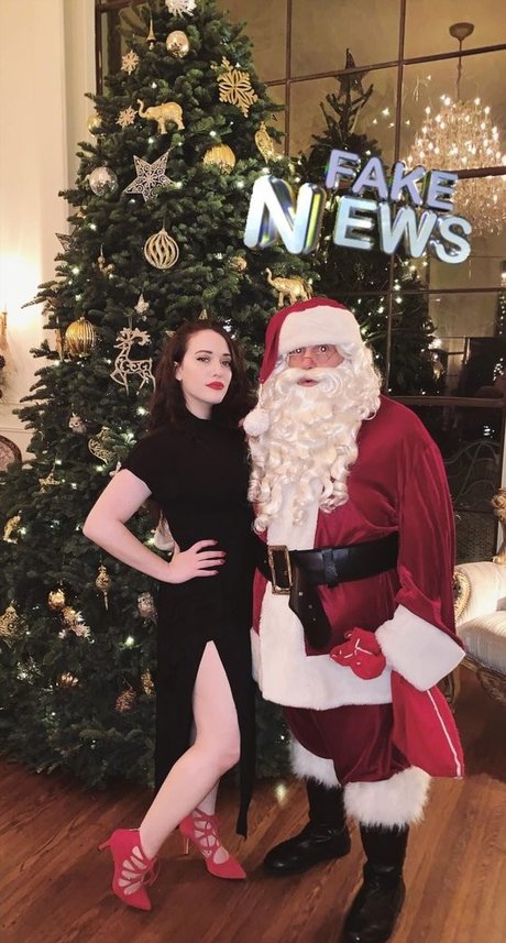 Naakte gelekte OnlyFans-foto van Kat Dennings