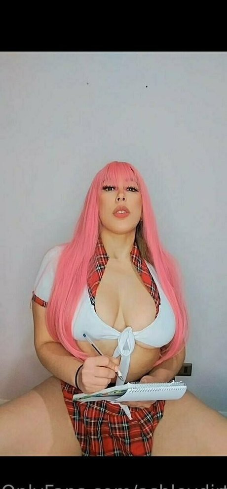 Naakte gelekte OnlyFans-foto van Ashleydirty