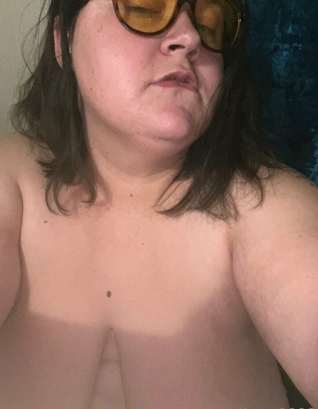 Naakte gelekte OnlyFans-foto van Dezibear1998