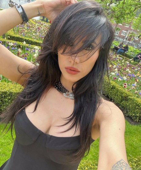 Naakte gelekte OnlyFans-foto van Cristina Valenzuela