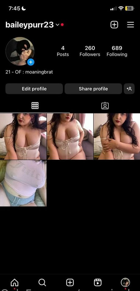 Naakte gelekte OnlyFans-foto van Moaningbrat