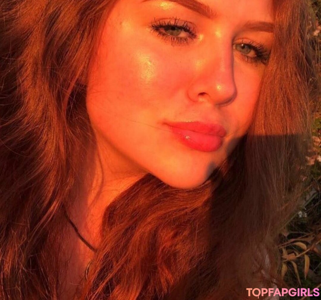 Naakte gelekte OnlyFans-foto van Allnaturalaurora #1 Naakte gelekte OnlyFans-foto van Allnaturalaurora #1