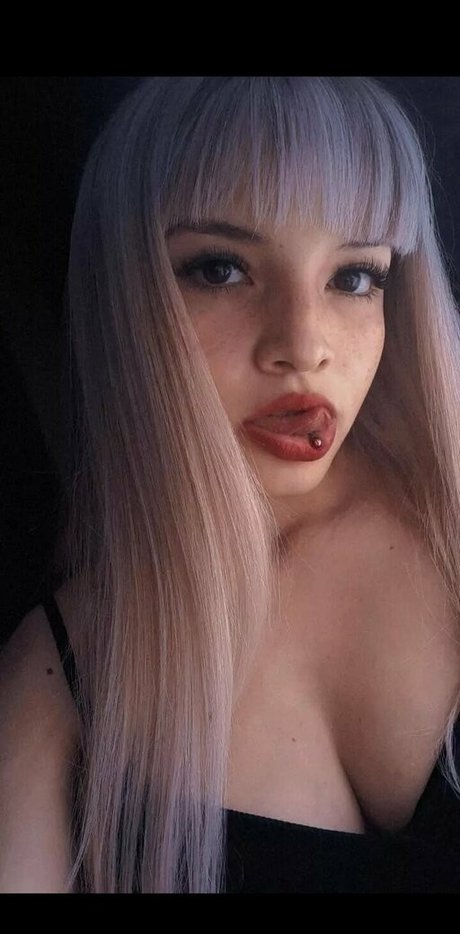 Naakte gelekte OnlyFans-foto van Yourbabbyy