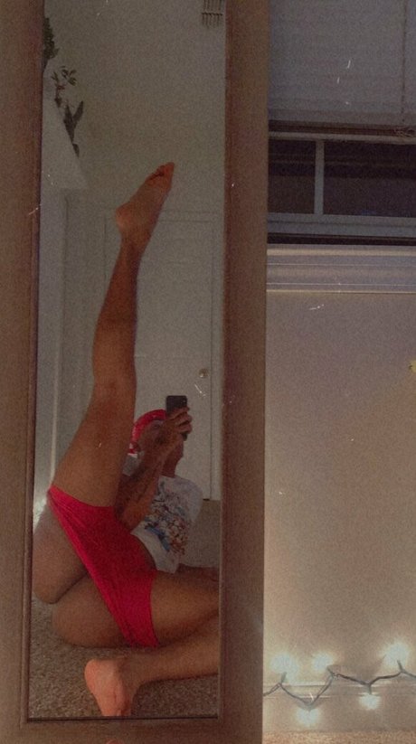 Naakte gelekte OnlyFans-foto van Lilxfat