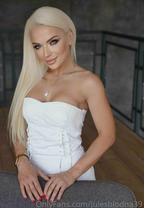 Naakte gelekte OnlyFans-foto van Julesblodna39