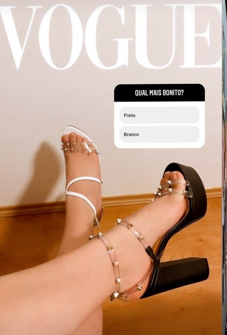 Naakte gelekte OnlyFans-foto van Ammyzitta