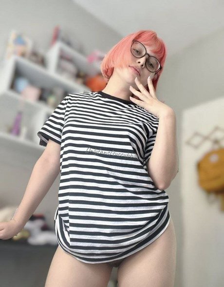 Naakte gelekte OnlyFans-foto van Sarah Carvalho