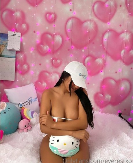 Naakte gelekte OnlyFans-foto van Everestxo