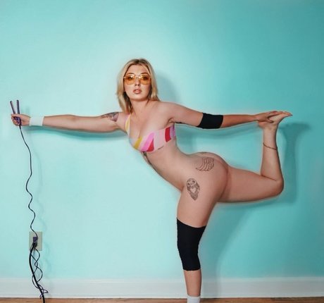 Naakte gelekte OnlyFans-foto van Ladygooodman