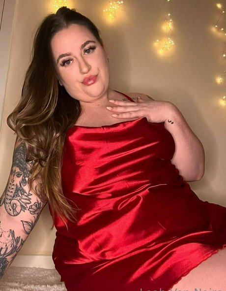 Naakte gelekte OnlyFans-foto van Leahvonnoirefree