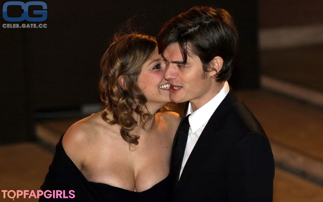 Naakte gelekte OnlyFans-foto van Alexandra Maria Lara #13 Naakte gelekte OnlyFans-foto van Alexandra Maria Lara #13