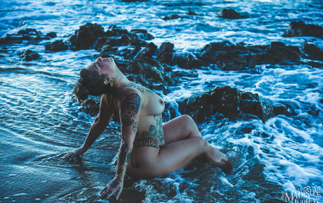 Naakte gelekte OnlyFans-foto van Danielle Colby