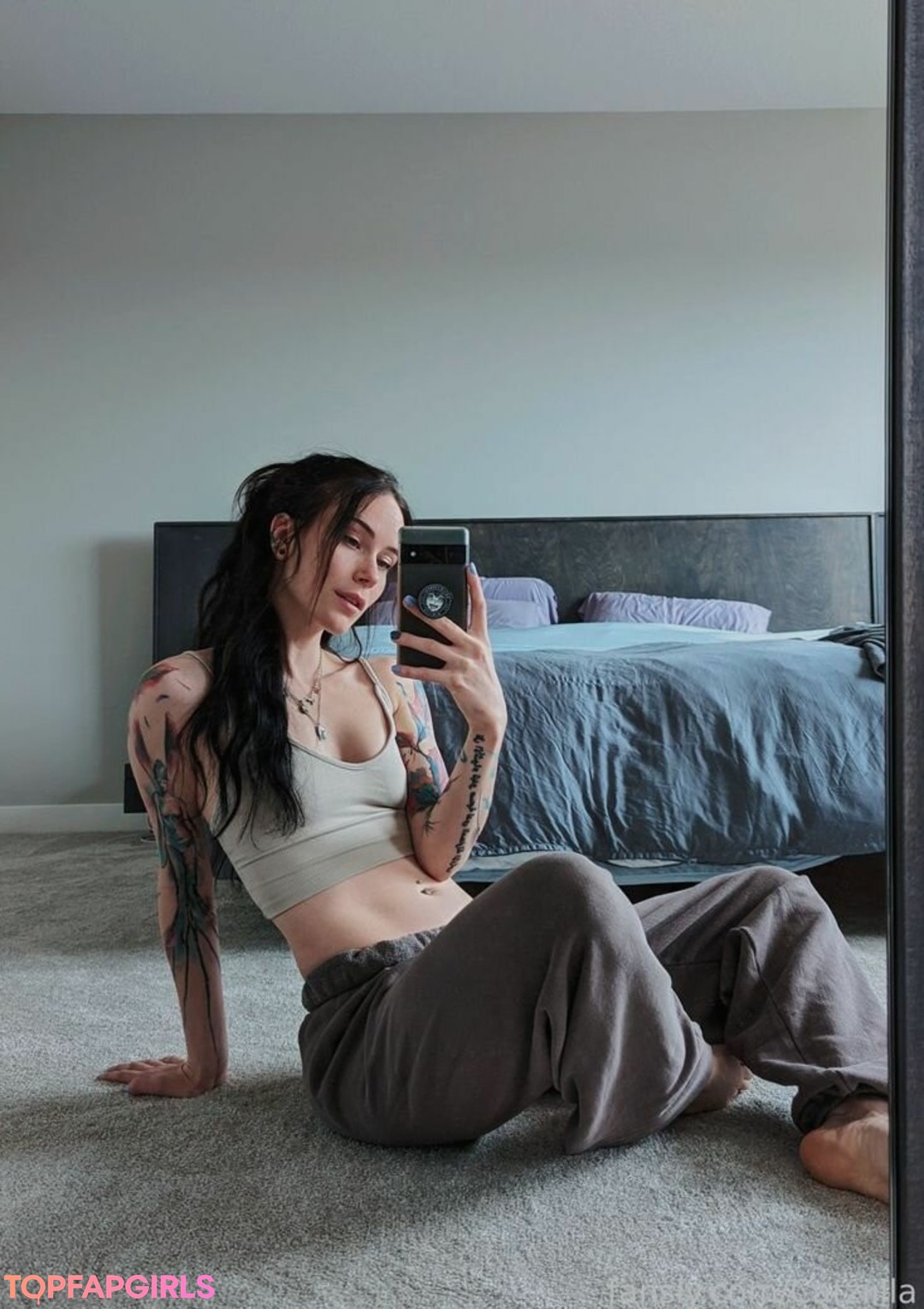 Naakte gelekte OnlyFans-foto van Catzilla #293 Naakte gelekte OnlyFans-foto van Catzilla #293