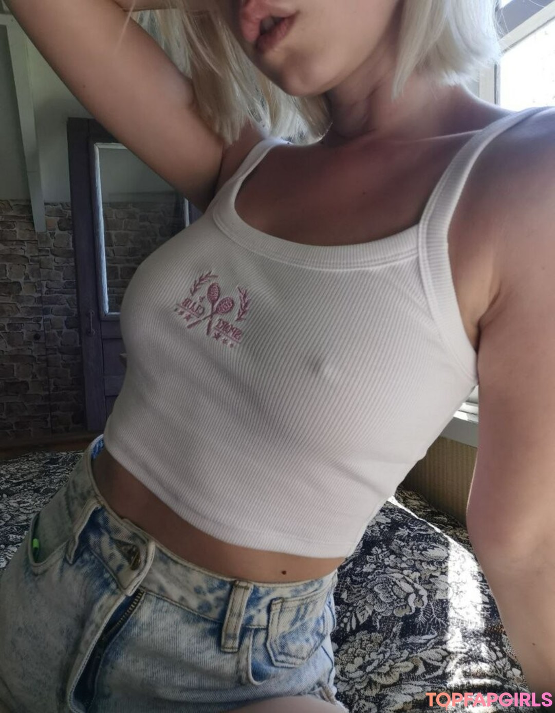 Naakte gelekte OnlyFans-foto van Funsnail #1478