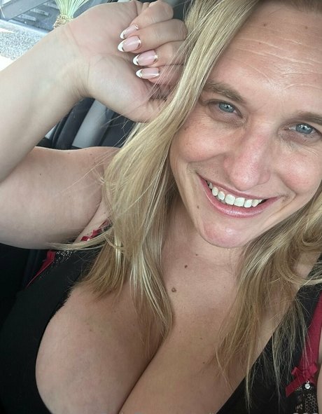 Naakte gelekte OnlyFans-foto van Tamarama888