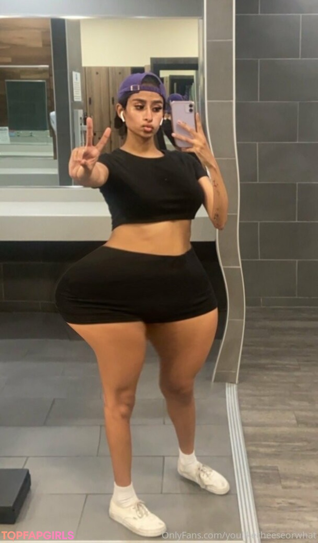 Naakte gelekte OnlyFans-foto van Theultimatedeciever #16 Naakte gelekte OnlyFans-foto van Theultimatedeciever #16