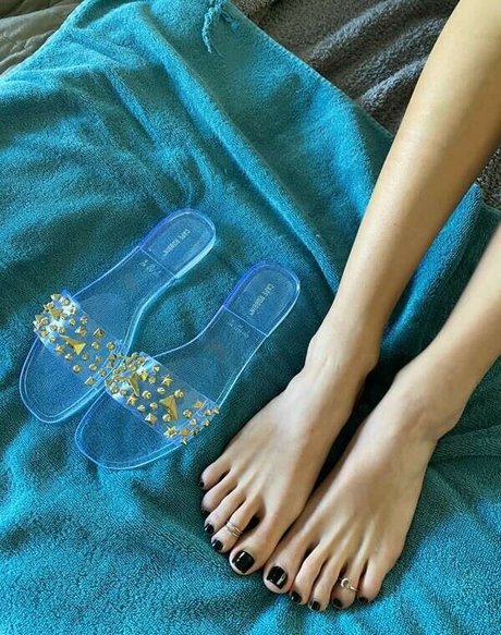 Myposedtoes