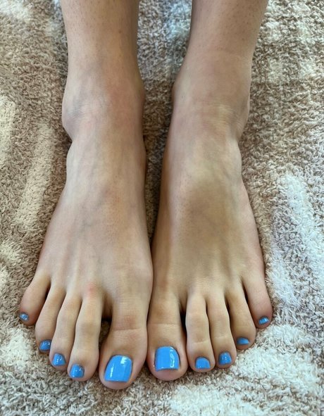 Naakte gelekte OnlyFans-foto van Myposedtoes