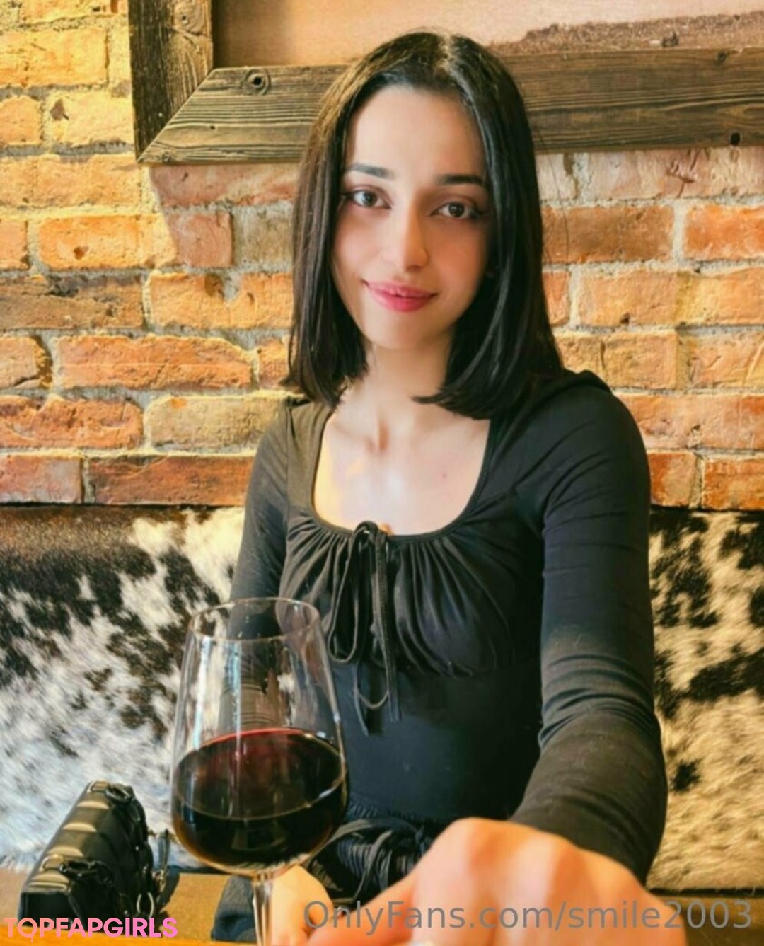 Naakte gelekte OnlyFans-foto van Smile2003 #98 Naakte gelekte OnlyFans-foto van Smile2003 #98