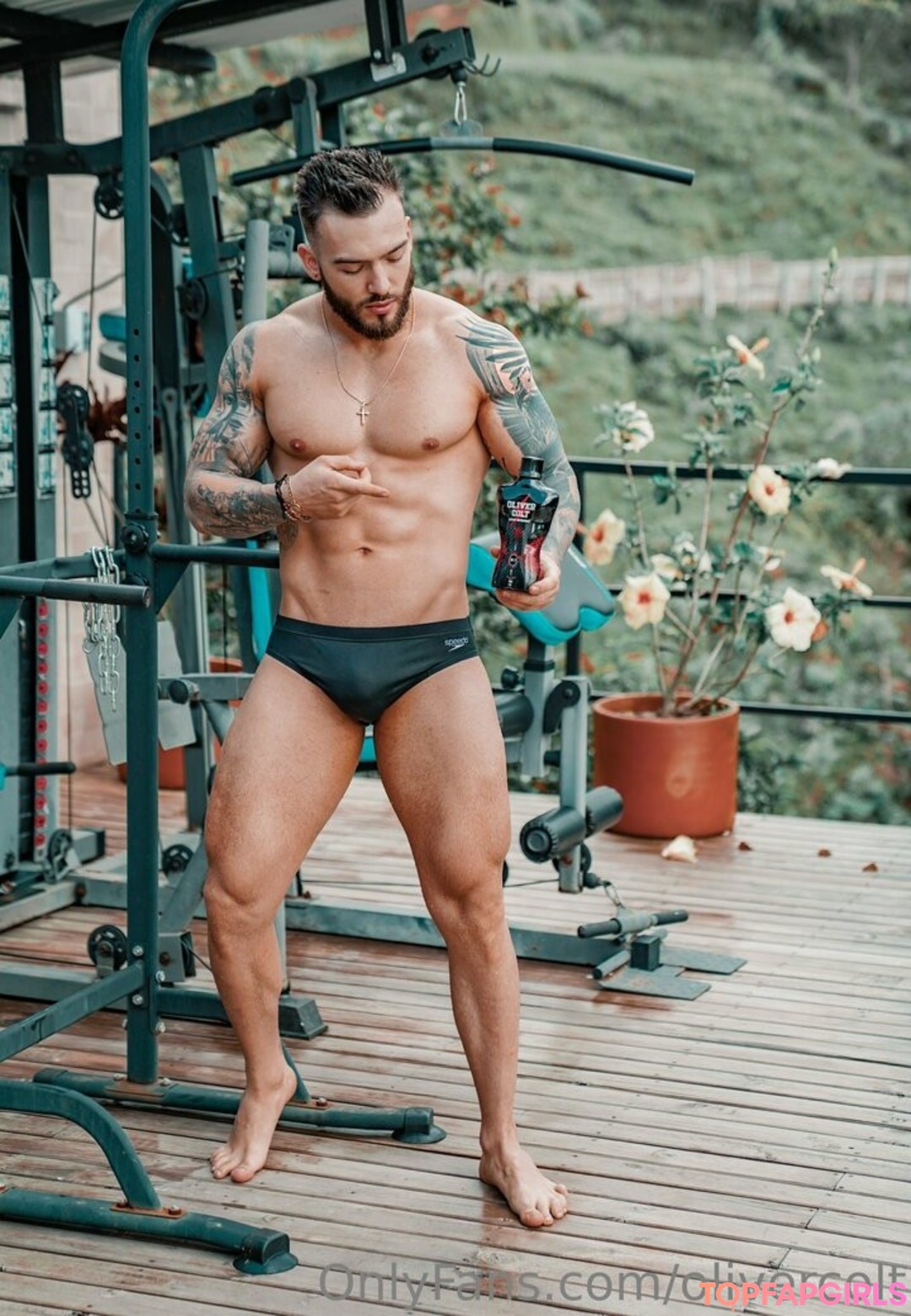 Naakte gelekte OnlyFans-foto van Olivercolt #2 Naakte gelekte OnlyFans-foto van Olivercolt #2