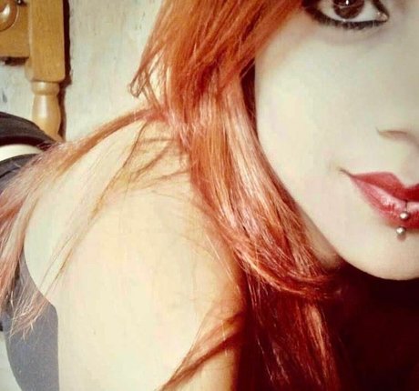 Naakte gelekte OnlyFans-foto van Deborah Milano