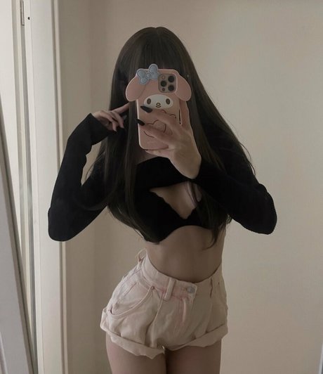 Naakte gelekte OnlyFans-foto van Bnniesxo