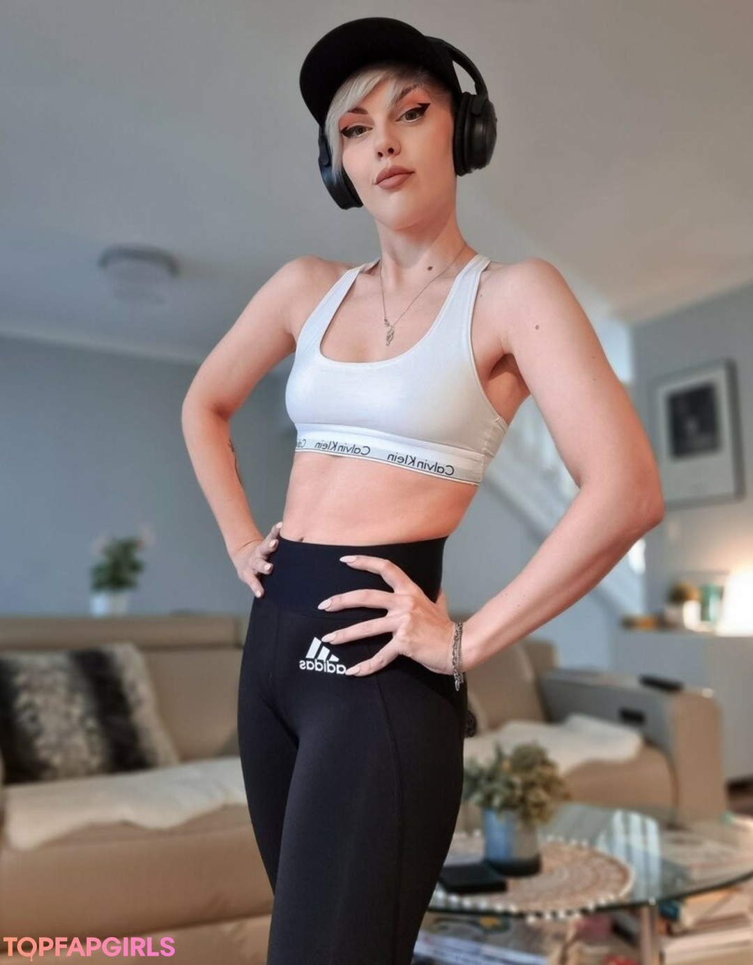 Naakte gelekte OnlyFans-foto van Luckybonez #1535