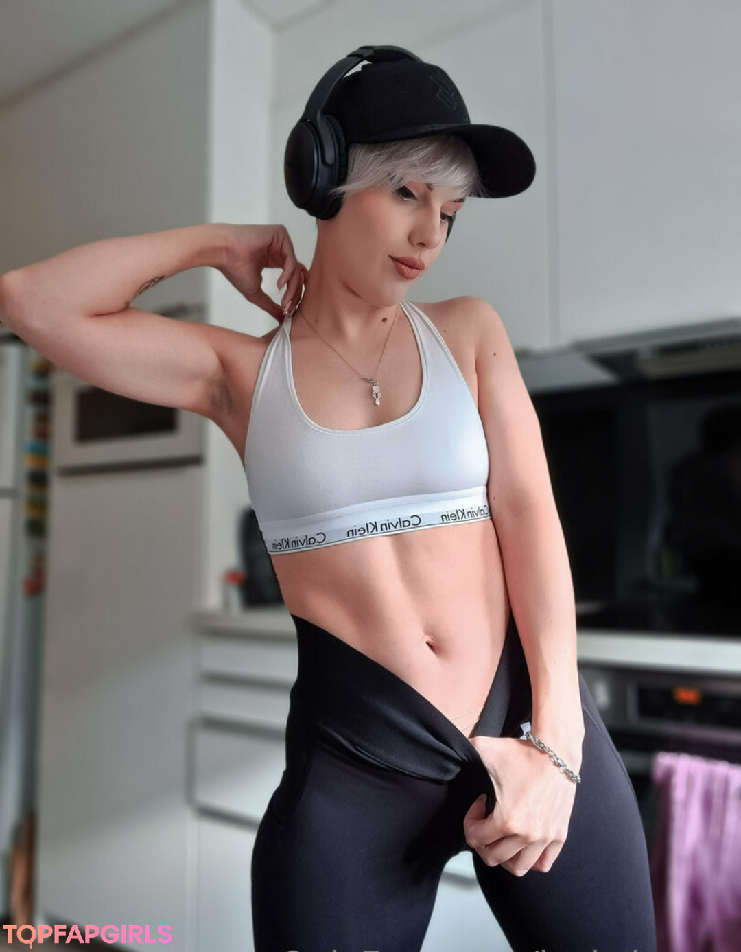 Naakte gelekte OnlyFans-foto van Luckybonez #1553