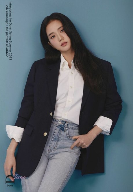 Naakte gelekte OnlyFans-foto van Jisoo