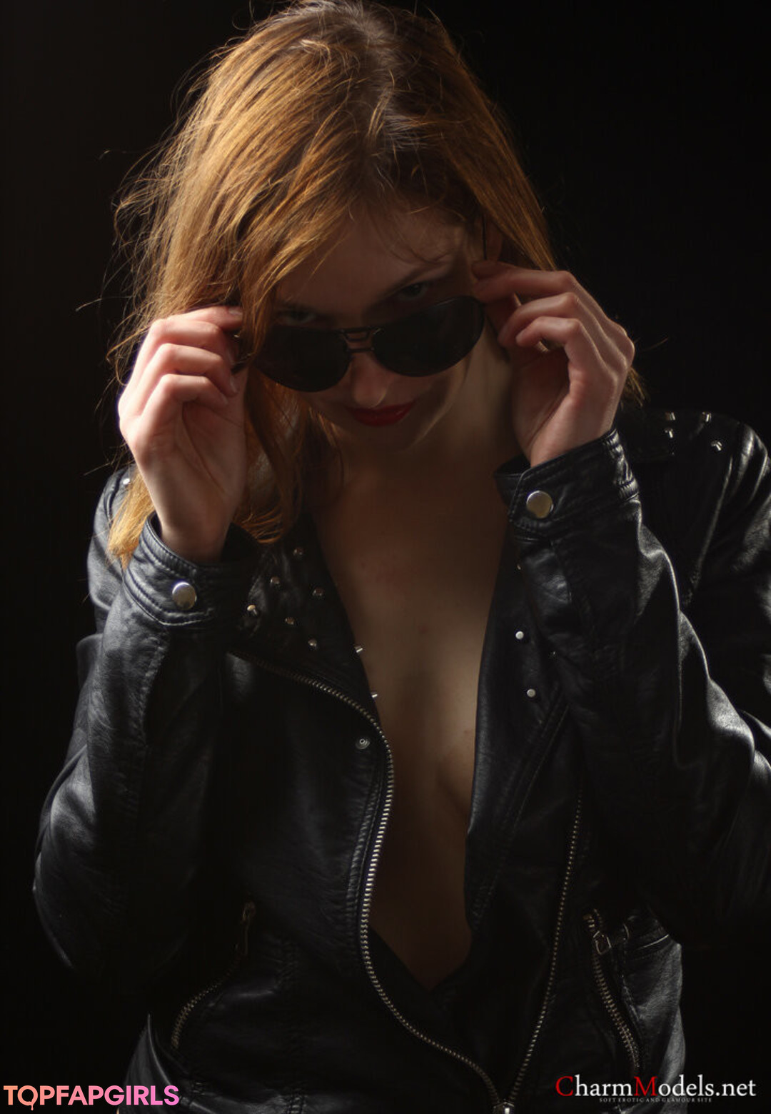 Naakte gelekte OnlyFans-foto van Charmmodels #1760
