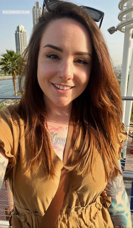 Naakte gelekte OnlyFans-foto van Missrage
