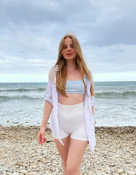 Naakte gelekte OnlyFans-foto van Caseyshy