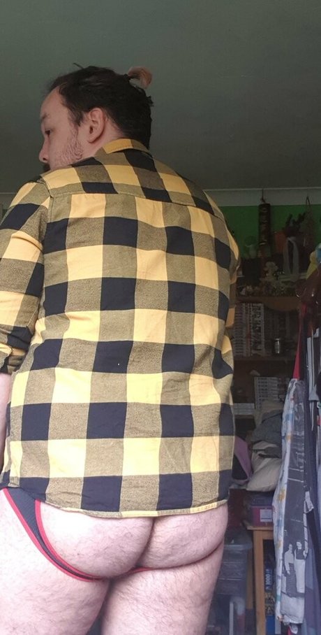 Naakte gelekte OnlyFans-foto van Jupitussyjep