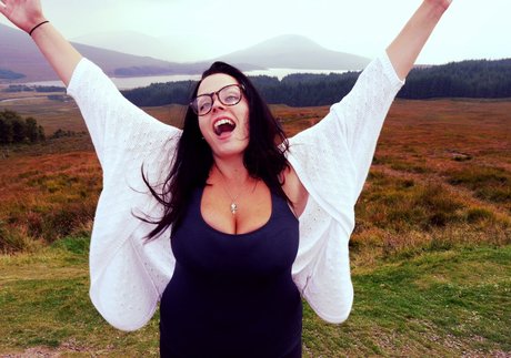 Naakte gelekte OnlyFans-foto van Kinsey Osborn