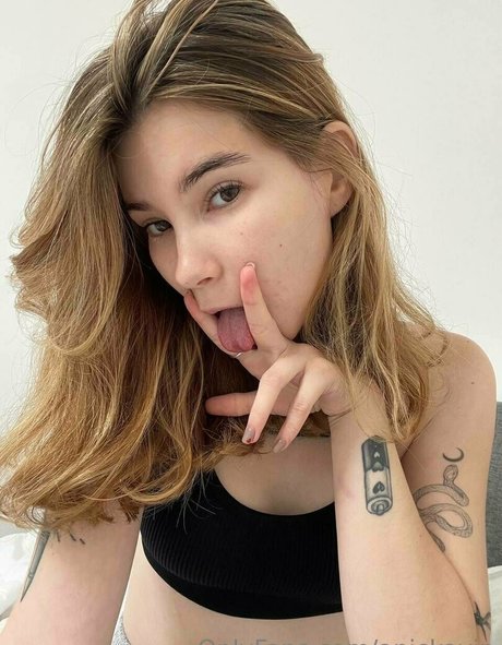 Naakte gelekte OnlyFans-foto van Anickavip