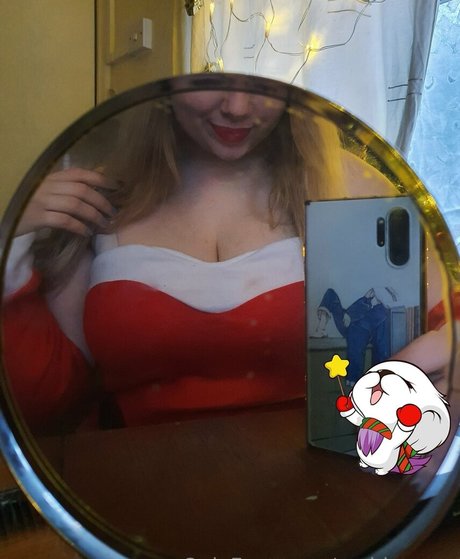 Naakte gelekte OnlyFans-foto van Mobiusrose