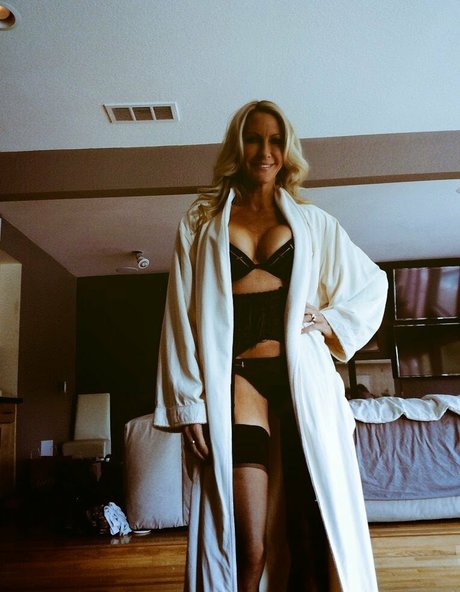 Emma Starr