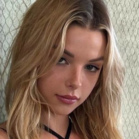 Naakte gelekte OnlyFans-foto van Madi Teeuws