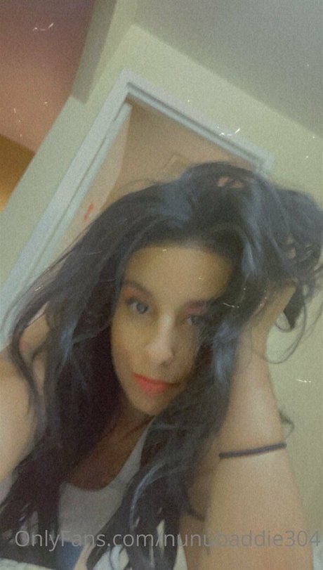 Naakte gelekte OnlyFans-foto van Nunubaddie304