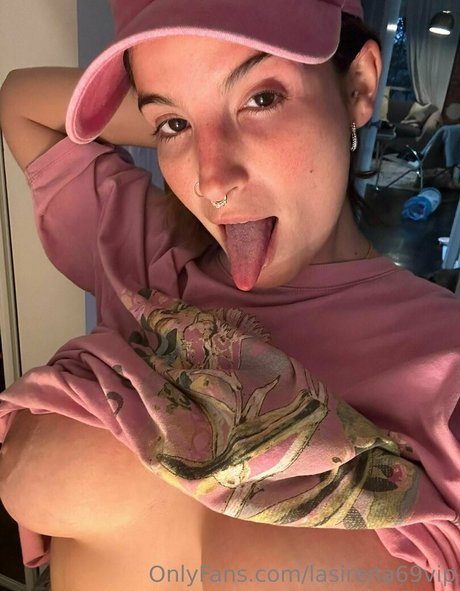 Naakte gelekte OnlyFans-foto van Lasirena69vip