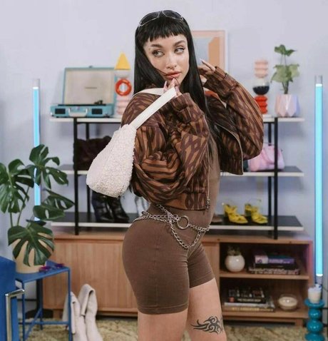 Naakte gelekte OnlyFans-foto van Maria Becerra