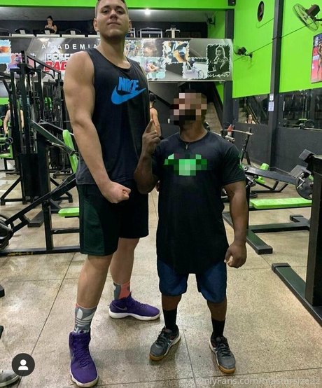 Mastersize22 Naakte gelekte OnlyFans-foto van Mastersize22 #17