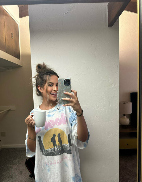 Naakte gelekte OnlyFans-foto van Alohakailani
