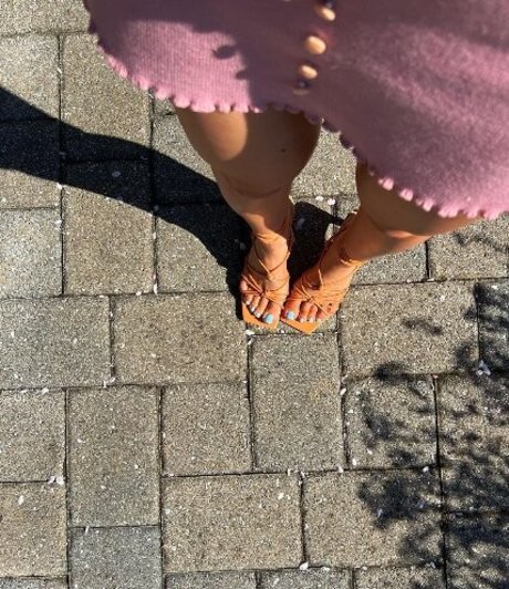 Naakte gelekte OnlyFans-foto van Claudia Walsh