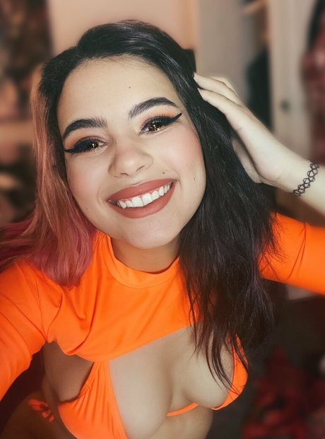 Naakte gelekte OnlyFans-foto van Taylorhenriesfree